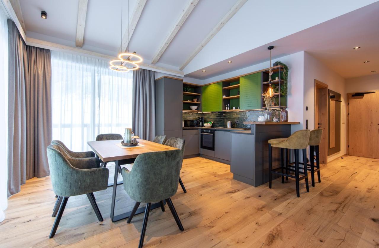 Hoeflehner Premium Eco Lodge Haus im Ennstal Εξωτερικό φωτογραφία